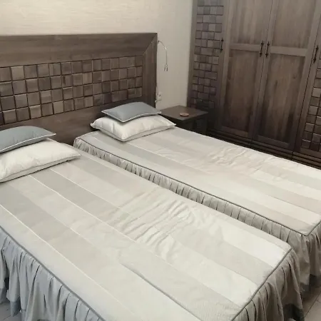 луксозен апартамент с две спални - Luxury Two Bedrooms