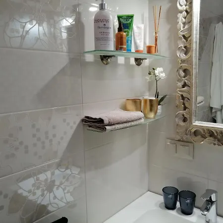 アパート луксозен апартамент с две спални - Luxury Two Bedrooms *
