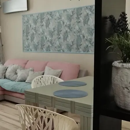 アパート луксозен апартамент с две спални - Luxury Two Bedrooms *